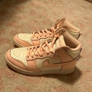 Nike Dunks Pink/White